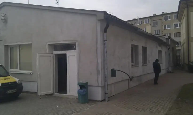 Zateplenie fasády, Piešťany — dokončená stavba, dvorná budova (12/14)