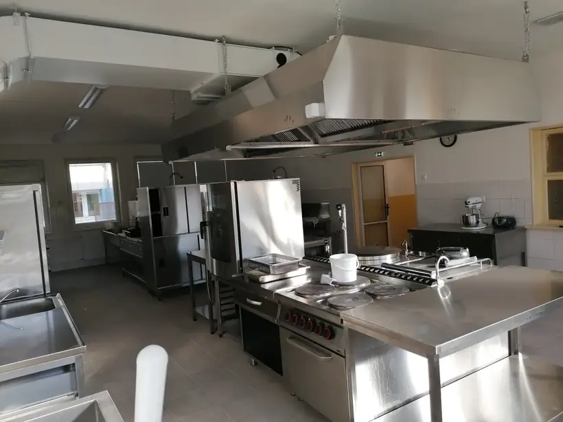 Kuchyňa materskej školy, Topoľčany — dokončovacie práce, rekonštrukcia vývarovne (17/22)