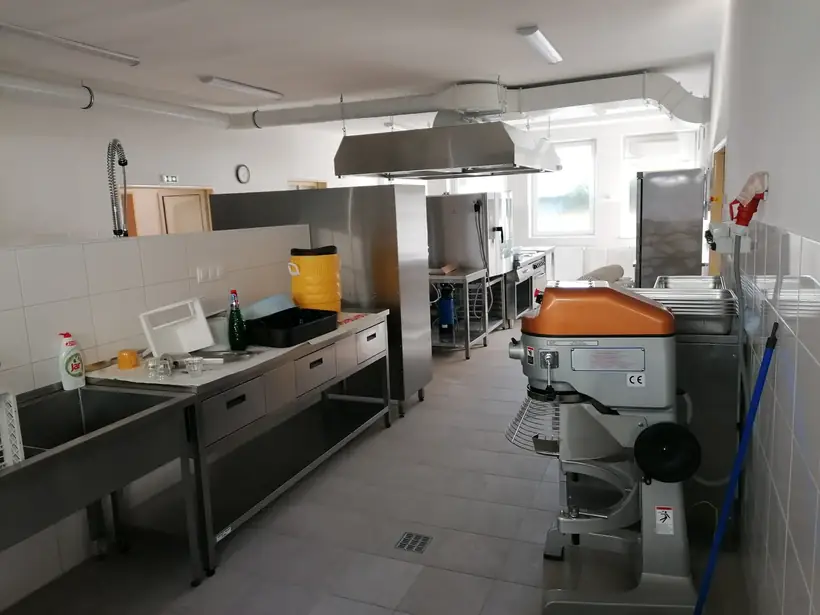 Kuchyňa materskej školy, Topoľčany — dokončená stavba, rekonštrukcia vývarovne (18/22)