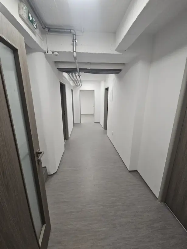 Mestská polícia Partizánske — dokončovacie práce, rekonštrukcia priestorov (14/26)
