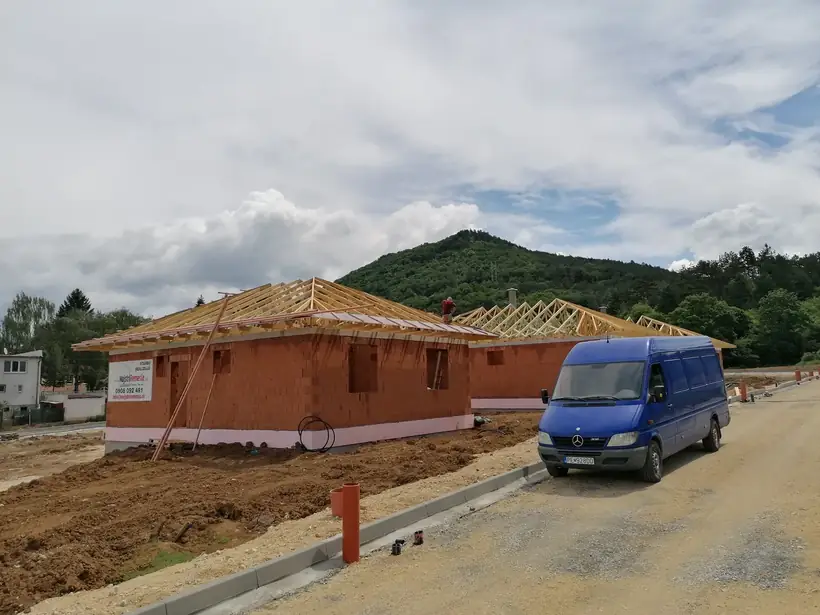 Rodinný dom B2, Malé Uherce — dokončovacie práce, novostavba (8/12)