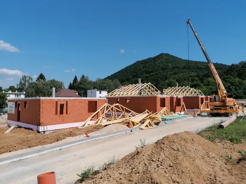 Rodinný dom B2, Malé Uherce — dokončovacie práce, novostavba (7/12)