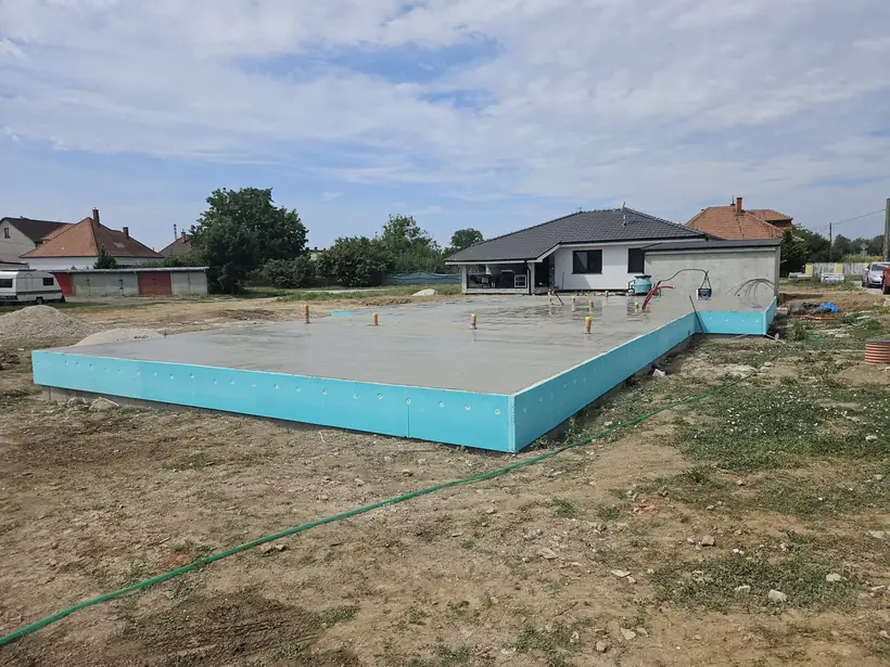 Bungalov Bošany — priebeh výstavby, novostavba s tepelným čerpadlom (7/16)